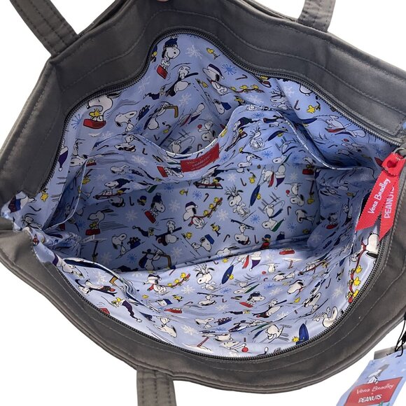 NWT Vera Bradley Ski Slope Snoopy Quilted Tote Bag Inner Pockets Festive Pom-Pom - Picture 6 of 8